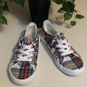 Blowfish Malibu Plaid Canvas Women’s Sneakers -